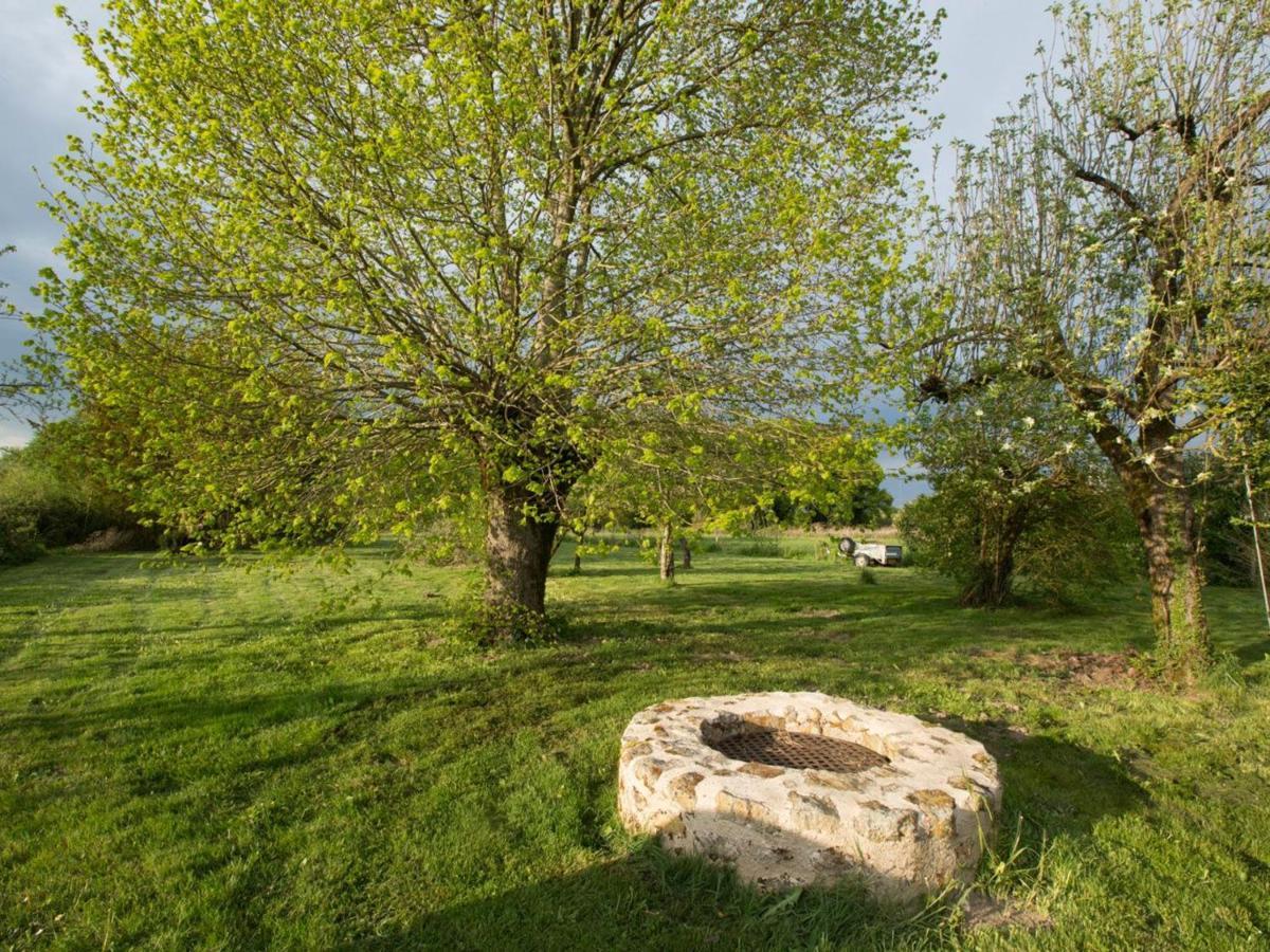 Sejour Nature Au Coeur Du Parc De La Brenne: Gite 4 Chambres, Jardin Et Terrasse, Proche De Rosnay - Fr-1-591-141 Luaran gambar